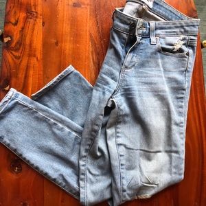 Paige Mid-Rise Capris